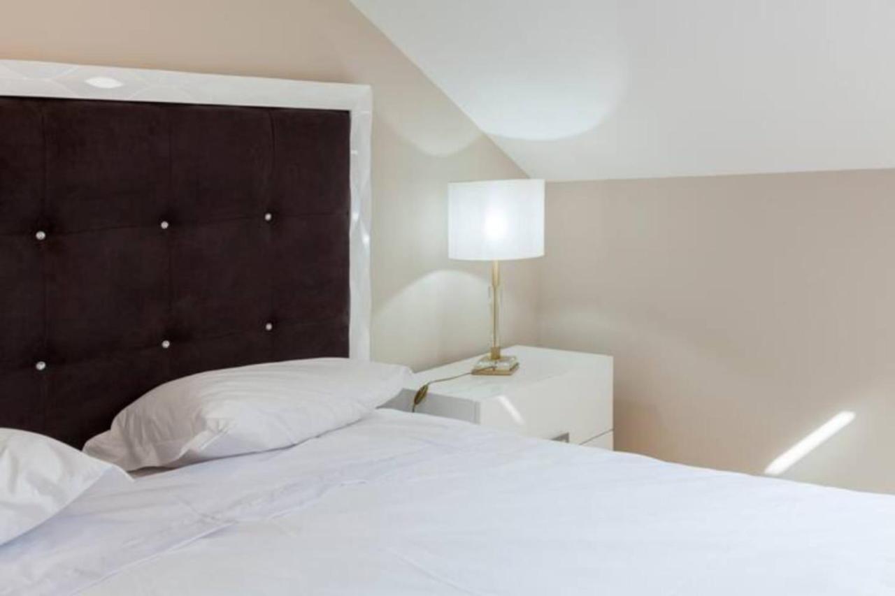 Guestready - Beige Glamour Porto Eksteriør billede